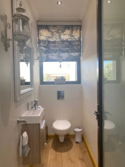 Very neat and modern house with high quality finis...