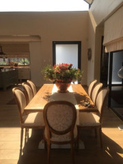 Very neat and modern house with high quality finis...