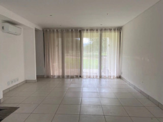 Beautiful 2-bedroom unit with two bathrooms and op...