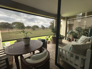 This beautiful 2-bedroom unit offers comfortable a...