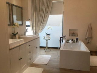 Very neat and modern house with high quality finis...