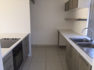 This beautiful 2-bedroom unit offers comfortable a...